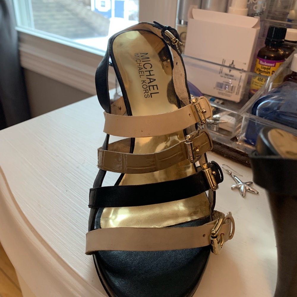 Shoes - Picture 3 of 5